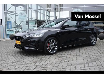Zwart Occasion 2025 Ford Focus ST-Line X Hatchback | € 29.945 (Eerlijke prijs)