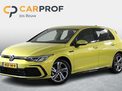 Geel Gebruikt 2022 VW Golf VIII Business+ Hatchback | € 28.750 (Eerlijke prijs)