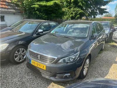 tweedehands Peugeot 308 SW 1.2 PureTech Blue Lease Premium