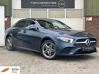 Blauw Occasion 2020 Mercedes A250 AMG Sedan | € 25.699 (Eerlijke prijs)