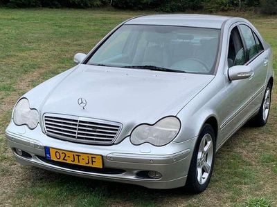 Mercedes C180