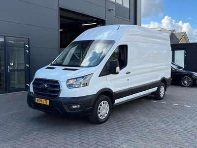 Wit Gebruikt 2023 Ford E-Transit Van | € 44.104