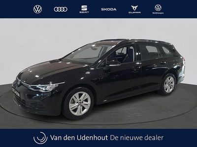 Zwart Occasion 2023 VW Golf VIII Business Stationwagen | € 22.790 (Eerlijke prijs)