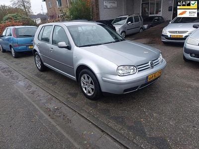 VW Golf IV