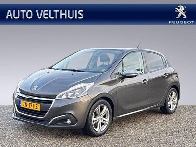 Grijs Gebruikt 2018 Peugeot 208 Style Hatchback | € 8.950 (Iets duurder)