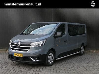 Grijs Gebruikt 2023 Renault Trafic MPV | € 55.295