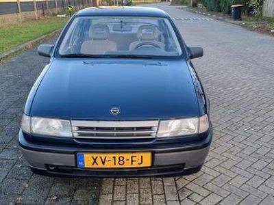 tweedehands Opel Vectra 1.6i GL kat. 51.000dkm!! Apk tot dec.2024