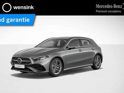 Grijs Gebruikt 2023 Mercedes A180 AMG line Hatchback | € 33.850 (Iets duurder)