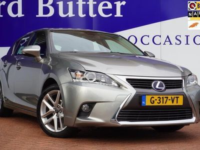 Lexus CT200h