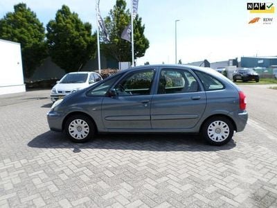 Occasion Citroën Xsara Picasso 109 PK (80 kW) 2008 Grijs MPV