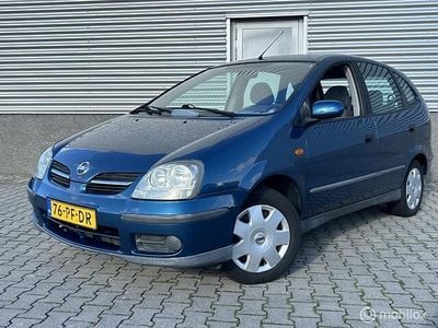 Nissan Almera Tino