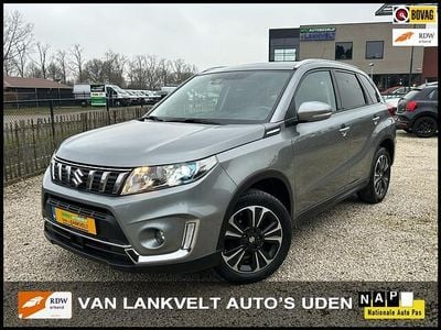 Grijs Gebruikt 2019 Suzuki Vitara Style | € 16.999 (Goede deal)