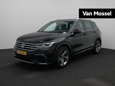 Zwart Occasion 2024 VW Tiguan Business SUV | € 42.900 (Goede deal)