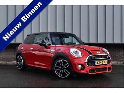 Occasion Mini Cooper S Business 192 PK (141 kW) 2017 Rood Hatchback