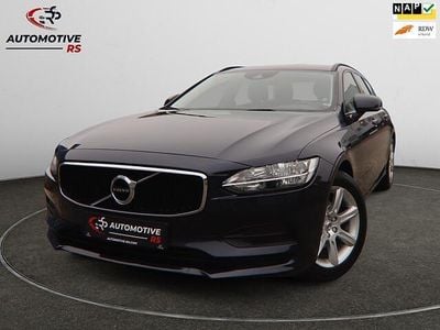 Blauw Gebruikt 2017 Volvo V90 Kinetic Stationwagen | € 14.895 (Eerlijke prijs)