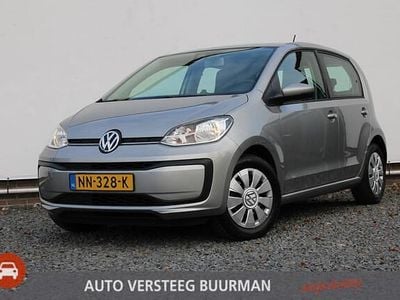 Grijs Gebruikt 2017 VW up! move up! Hatchback | € 5.950 (Goede deal)