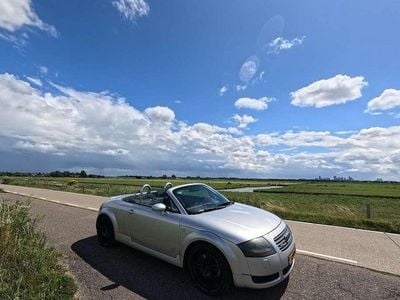 Audi TT Roadster