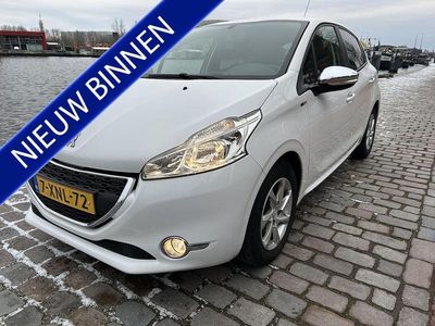 Occasion Peugeot 208 Style 82 PK (60 kW) 2014 Wit Hatchback