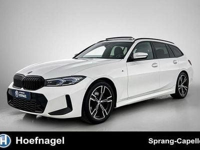 Wit Occasion 2022 BMW 320 M Sport Stationwagen | € 39.850 (Iets duurder)