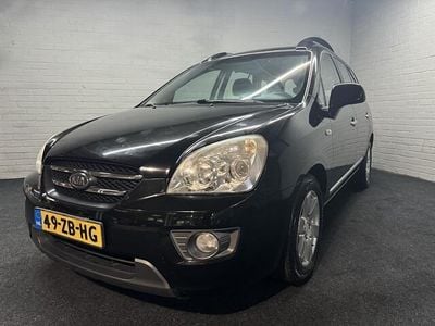 Zwart Gebruikt 2008 Kia Carens MPV | € 2.745