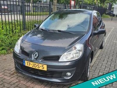 Renault Clio II