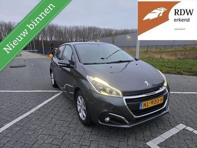 Grijs Gebruikt 2016 Peugeot 208 Hatchback | € 8.294 (Eerlijke prijs)