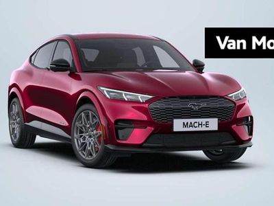 Rood Nieuw 2025 Ford Mustang Mach-E GT SUV | € 66.400