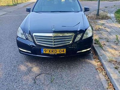 Mercedes E220