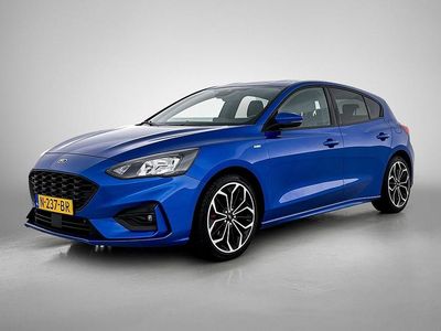 Blauw metallic Gebruikt 2021 Ford Focus Business Edition Hatchback | € 16.950 (Eerlijke prijs)