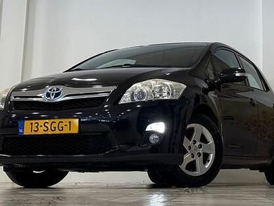 Occasion Toyota Auris 99 PK (72 kW) 2011 Zwart Hatchback