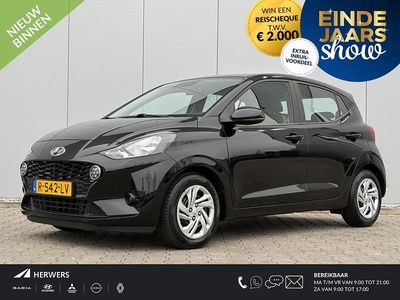 Zwart Occasion 2022 Hyundai i10 Comfort Hatchback | € 13.435 (Eerlijke prijs)