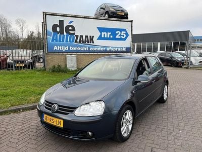 Grijs Gebruikt 2005 VW Golf IV Comfortline Hatchback | € 2.949 (Eerlijke prijs)