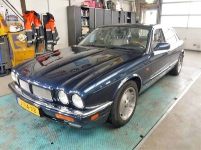 tweedehands Jaguar XJ6 4.0 Sport