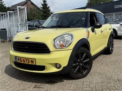 Occasion Mini One Countryman Business 90 PK (66 kW) 2012 Geel SUV