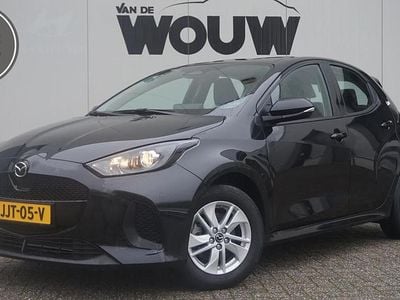 Zwart Gebruikt 2025 Mazda 2 Center-Line Hatchback | € 22.990 (Eerlijke prijs)