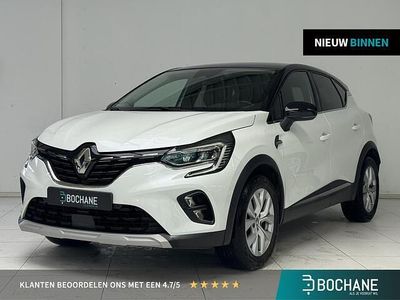 Wit nacre met dak in sterzwart Occasion 2021 Renault Captur Intens SUV | € 19.445 (Eerlijke prijs)