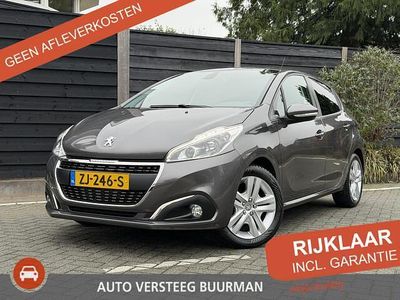 Grijs Gebruikt 2019 Peugeot 208 Signature Sky Hatchback | € 13.450 (Eerlijke prijs)