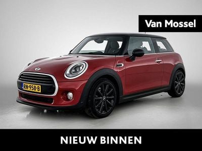 Occasion Mini Cooper Business 136 PK (100 kW) 2018 Rood Hatchback