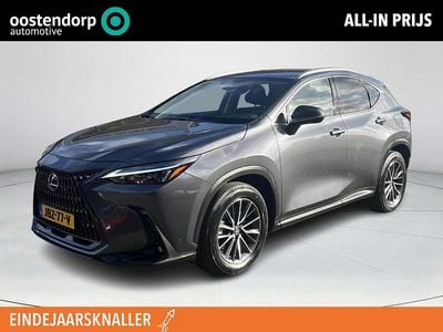 Grijs Gebruikt 2023 Lexus NX450h+ Luxury Line SUV | € 49.880 (Goede deal)