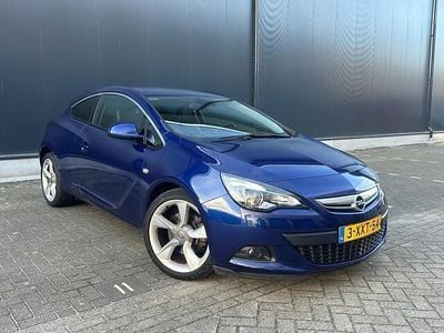 Opel Astra GTC