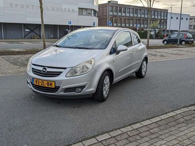 tweedehands Opel Corsa 1.4-16V Enjoy