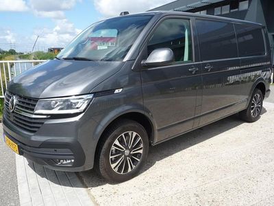 Occasion VW Transporter Highline 204 PK (150 kW) 2024 Grijs Van