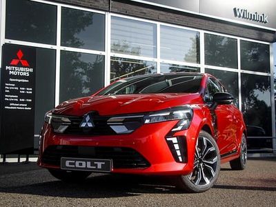 Rood Nieuw 2025 Mitsubishi Colt Intense+ Hatchback | € 31.290 (Duur)
