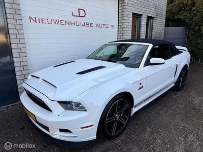 Wit Occasion 2013 Ford Mustang Cabriolet | € 31.950