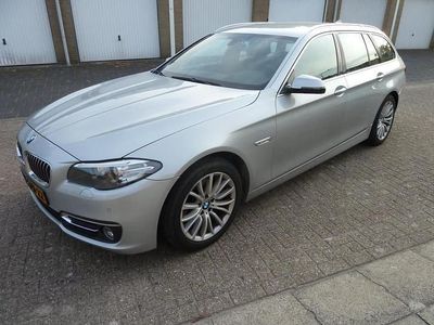 Grijs Occasion 2013 BMW 520 Luxury Line Stationwagen | € 8.950 (Goede deal)