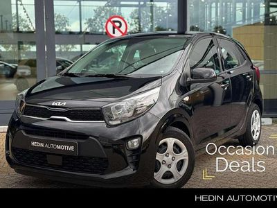 Zwart, metallic lak Occasion 2024 Kia Picanto Comfort Hatchback | € 14.945 (Eerlijke prijs)