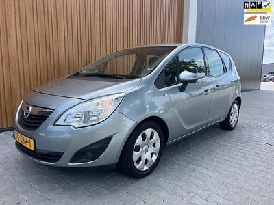 Grijs, metallic lak Occasion 2012 Opel Meriva Business Edition MPV | € 2.799 (Duur)
