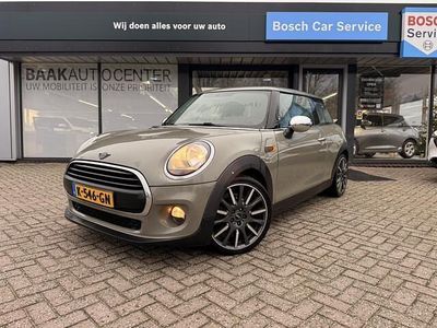 Grijs Gebruikt 2018 Mini ONE Pepper Hatchback | € 12.450 (Eerlijke prijs)