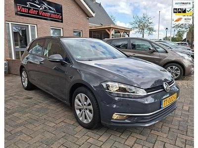 Grijs Occasion 2018 VW Golf VII Comfortline Hatchback | € 15.950 (Eerlijke prijs)