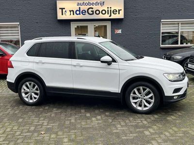 tweedehands VW Tiguan 2.0 TSi DSG 4Motion 190 PK | EL. TREKHAAK | STANDK